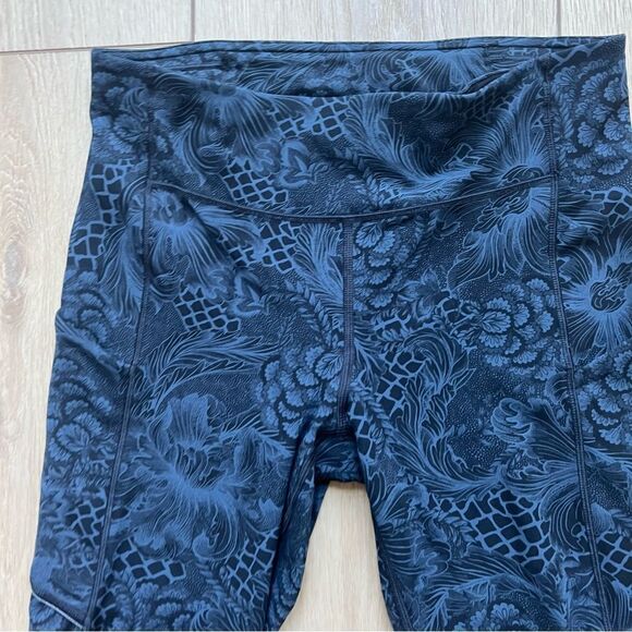 Lululemon Speed Up Tight Full-On Luxtreme 28" Nouveau Mach Blue Black Size 6 - Picture 7 of 16